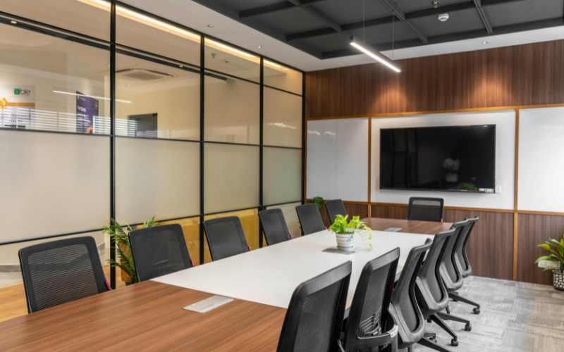 Vì sao cần lựa chọn ghế phòng họp phù hợp